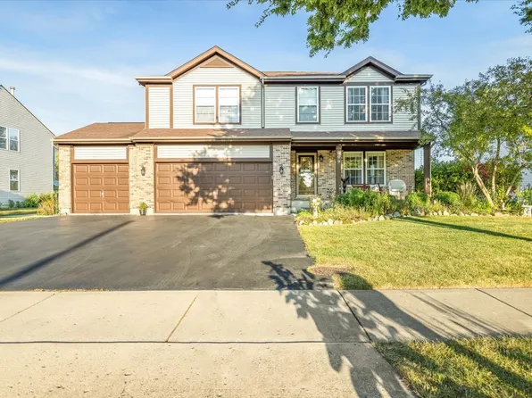 699 Centennial Dr, Hampshire, IL 60140