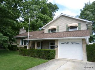 318 Kerr Dr, Johnstown, PA 15904