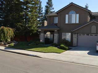 2371 E Brandywine Ln, Fresno, CA