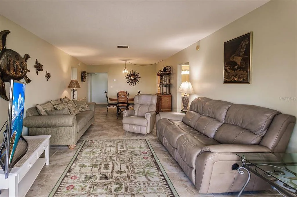 Building Photo - 1255 E Peppertree Dr #306