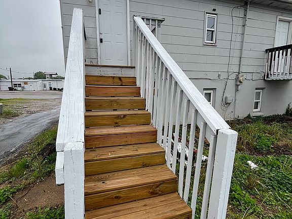 2nd image of 53 E Rosewood Dr