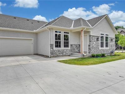 13920 W 112th Ter, Lenexa, KS, 66215