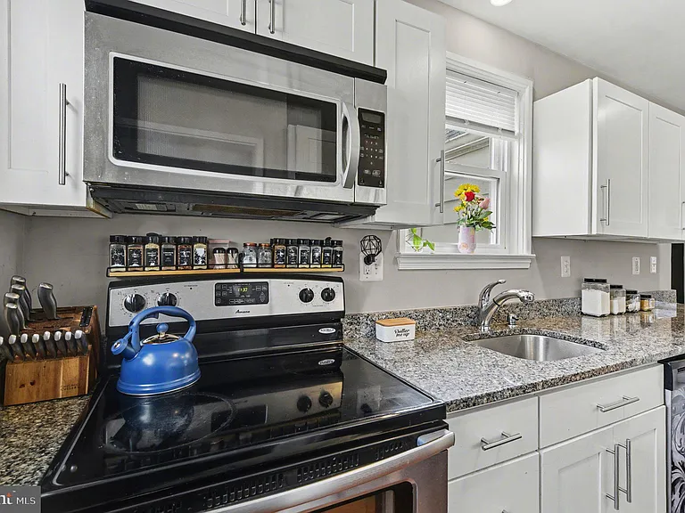2507 Glencoe Rd — Photo 11