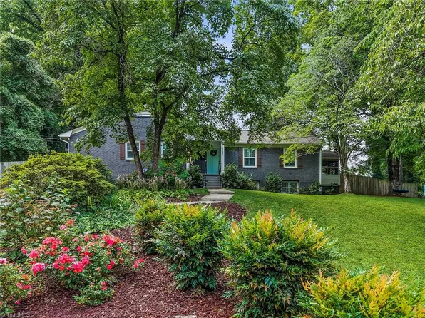 2856 Wesleyan Ln, Winston Salem, NC 27106