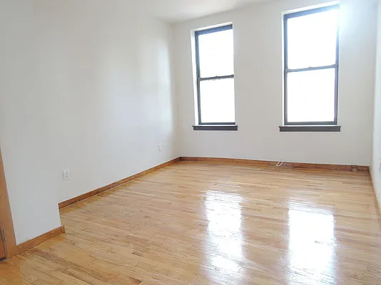 Rented by NYLA Realty | media 21