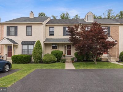 372 Scola Rd, Brookhaven, PA, 19015