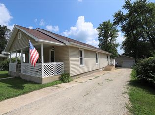 1210 Pine St, Bismarck, MO 63624