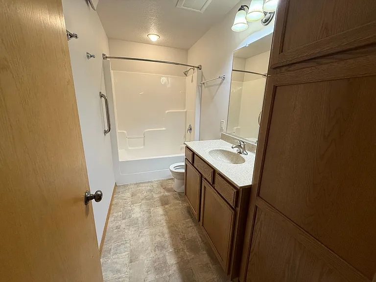 1112-1178 Scout Dr — Photo 34
