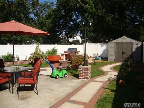 3rd image of 1335 Cayuga Ave