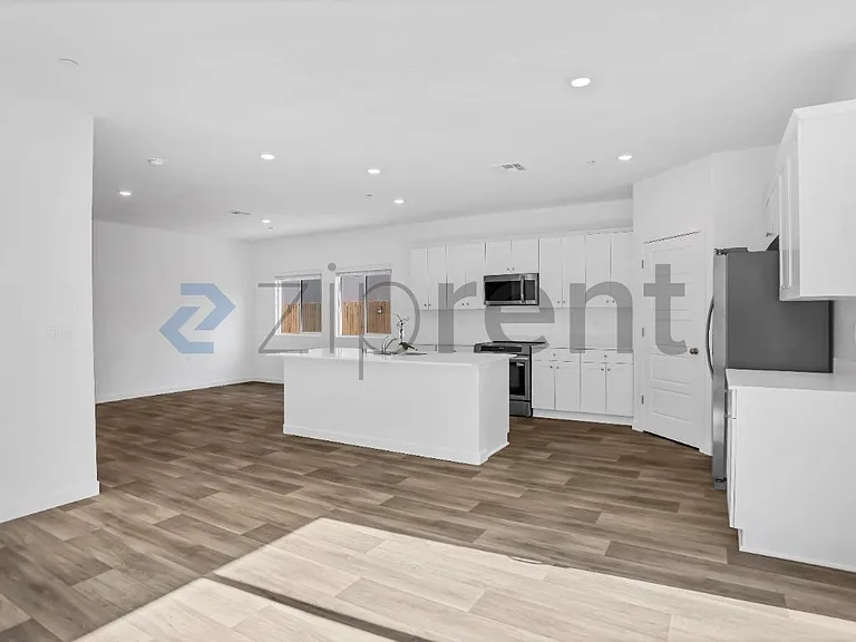 3396 N Vaughan Ave — Photo 27