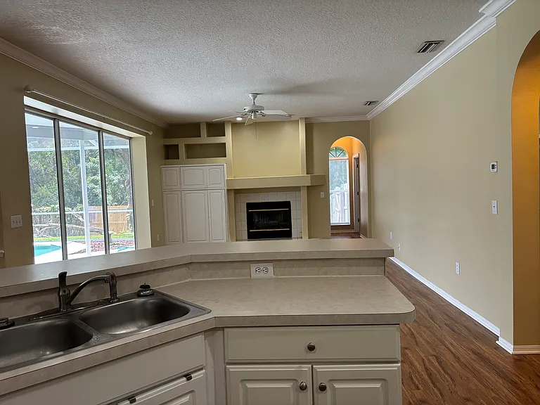 6908 Arabian Rd — Photo 3
