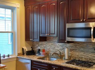 12 Merrill St #2E, Cambridge, MA 02139