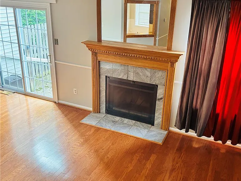 2427 Linksman Ln — Photo 21