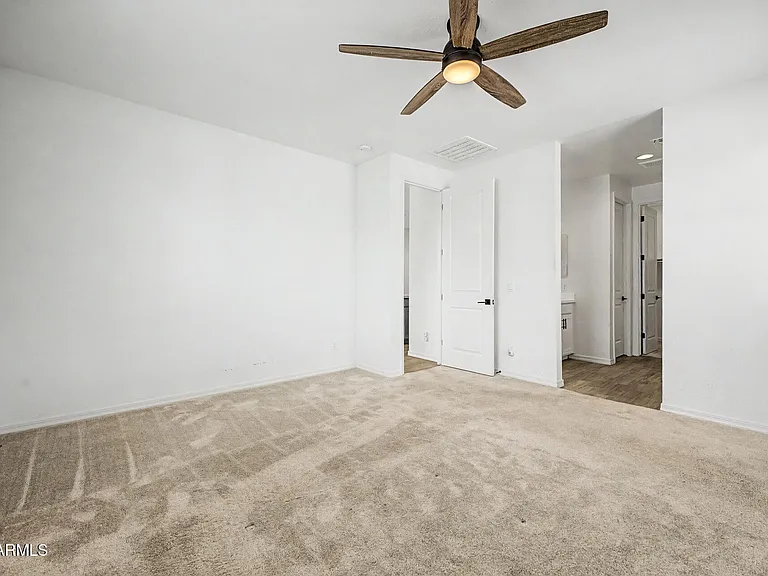 35948 W Santa Monica Ave — Photo 17