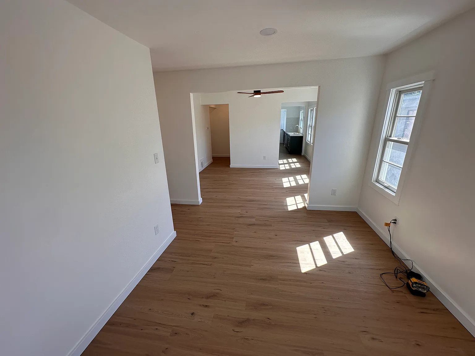 3 bed, 1480 sqft, $3,300 — Photo 3