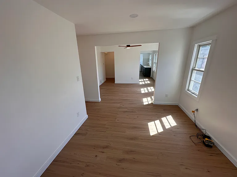 3610 Folsom Blvd — Photo 3
