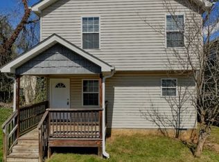 6 Townview Dr, Asheville, NC 28806