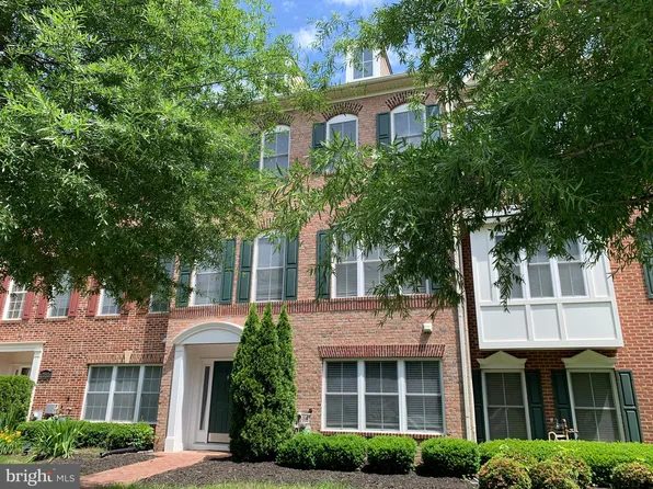 2813 Galeshead Dr, Upper Marlboro, MD 20774