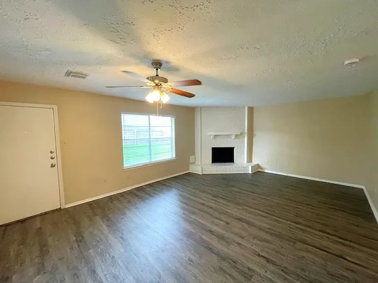 16118 Golden Sage Ln — Photo 1
