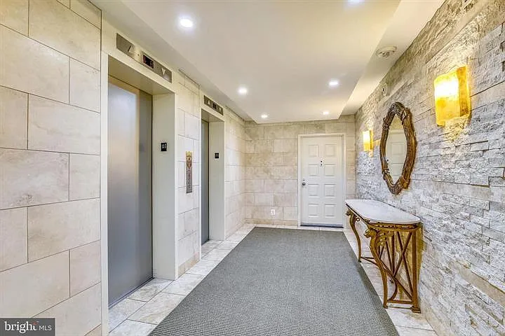 8380 Greensboro Dr #722 — Photo 18