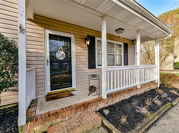 3rd image of 8311 Trail View Dr