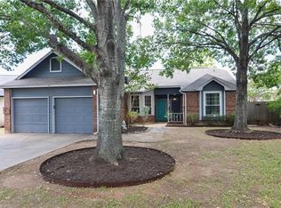 1907 Hunters Trl, Round Rock, TX 78681