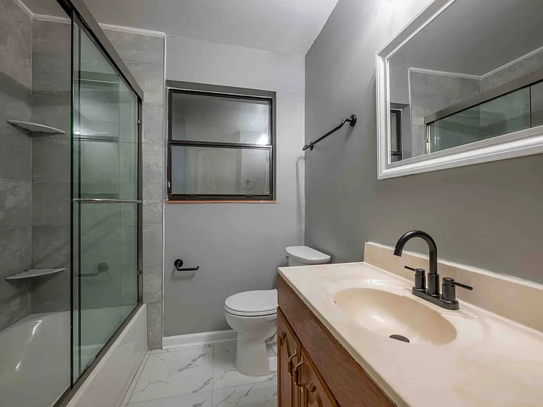 7441 Sandhurst Rd S — Photo 4