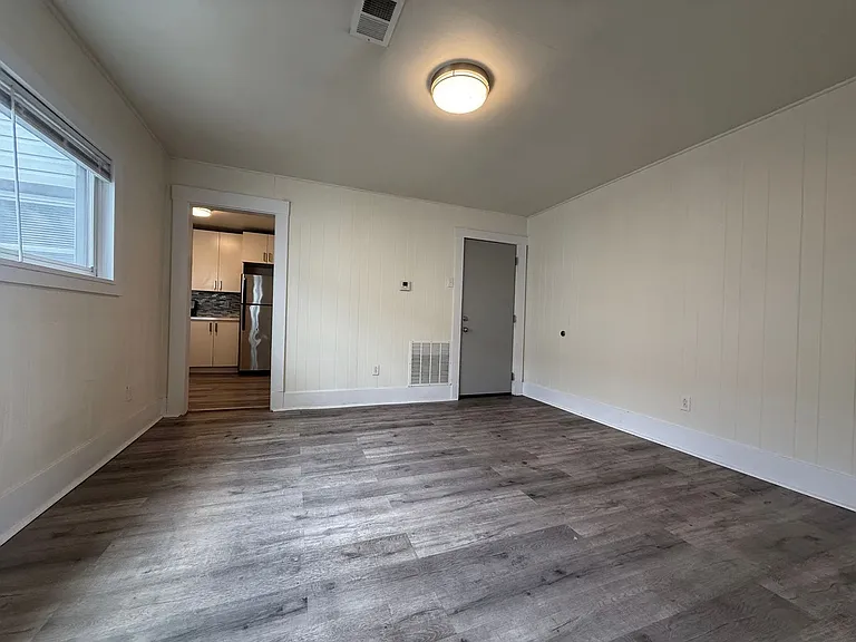 512 E 8th Ave #2 — Photo 9