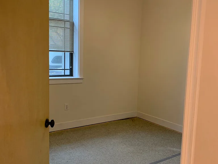 4557 Manayunk Ave — Photo 12