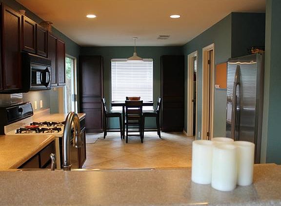 4th image of 2110 Hawksbury Way