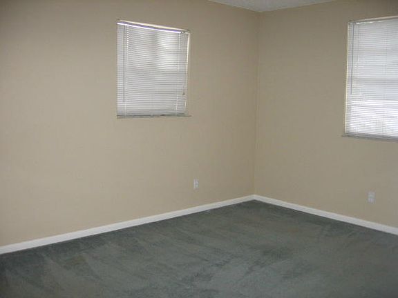 5th image of 630 NW Marion Ave