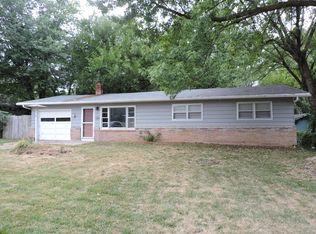 2447 N Fulbright Ave, Springfield, MO 65803