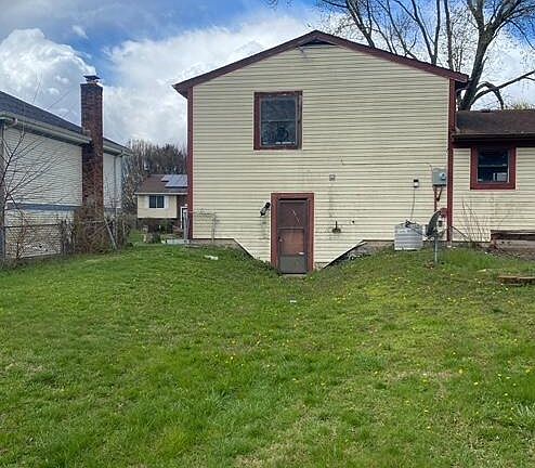 5th image of 3910 Bayberry Cir