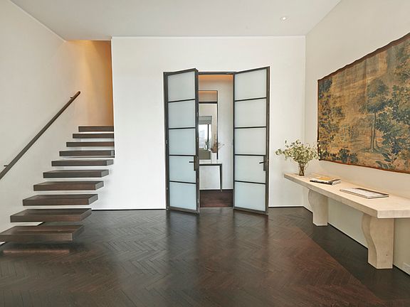 5th image of 10 Gracie Sq #3A