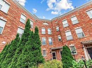 34 Fairhead Mews, Toronto, ON M4E3Y4