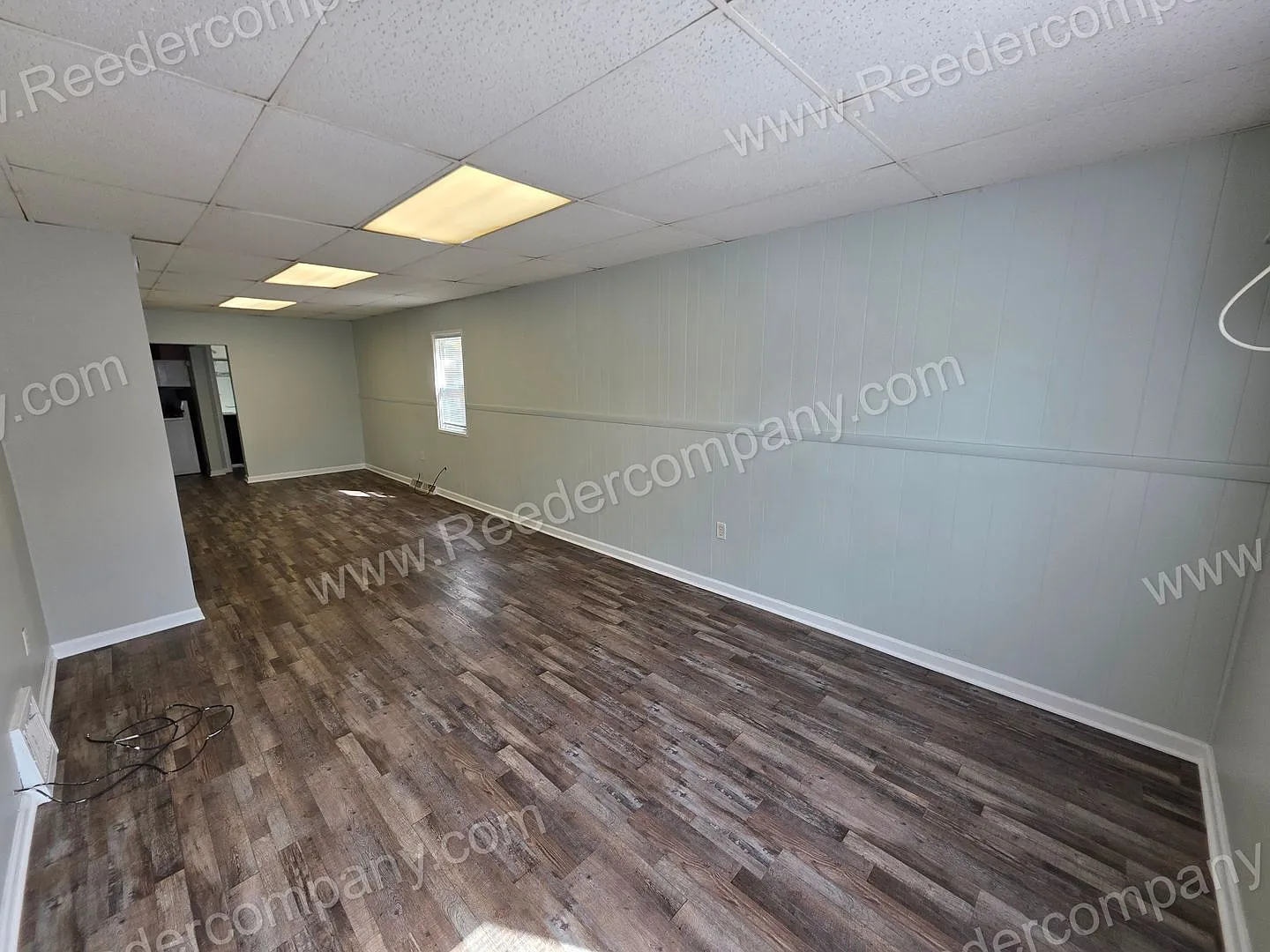1533 John Street — Photo 2