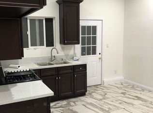 19215 Ingomar St, Reseda, CA 91335