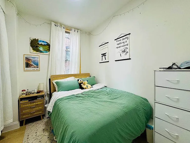 13 Saint Marks Pl #3R — Photo 6