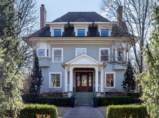 1112 Greenwood St, Evanston, IL 60201