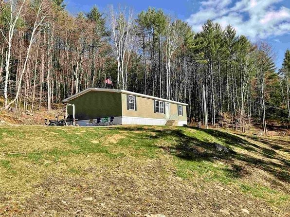 5792 Route 113, Thetford, VT 05075