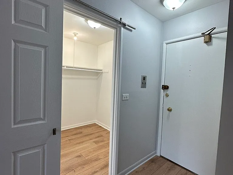 2629 N Hampden Ct #213 — Photo 15
