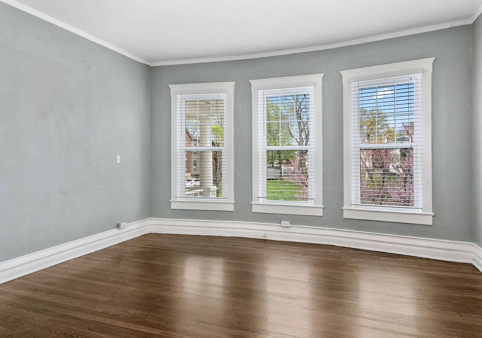 4148 Warwick Blvd - 2F — Photo 3