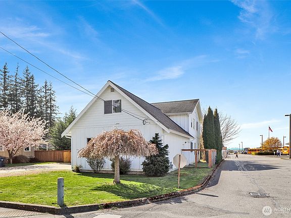 3rd image of 8457 Benson Road