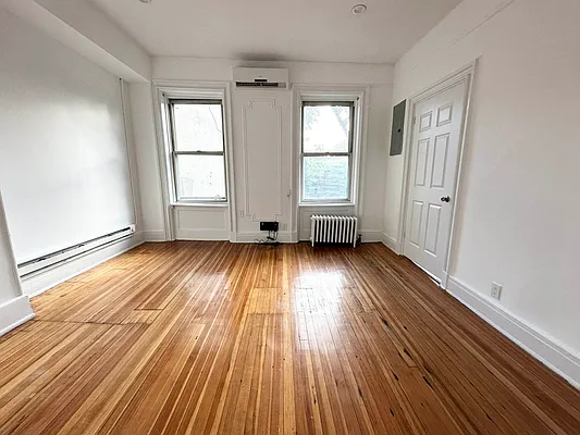 Rented by Camelot Realty Group | media 5