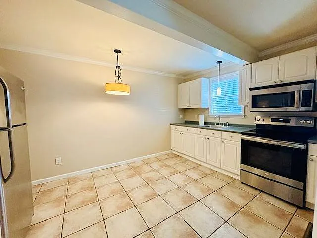 1132 Troy Schenectady Rd #1 — Photo 3