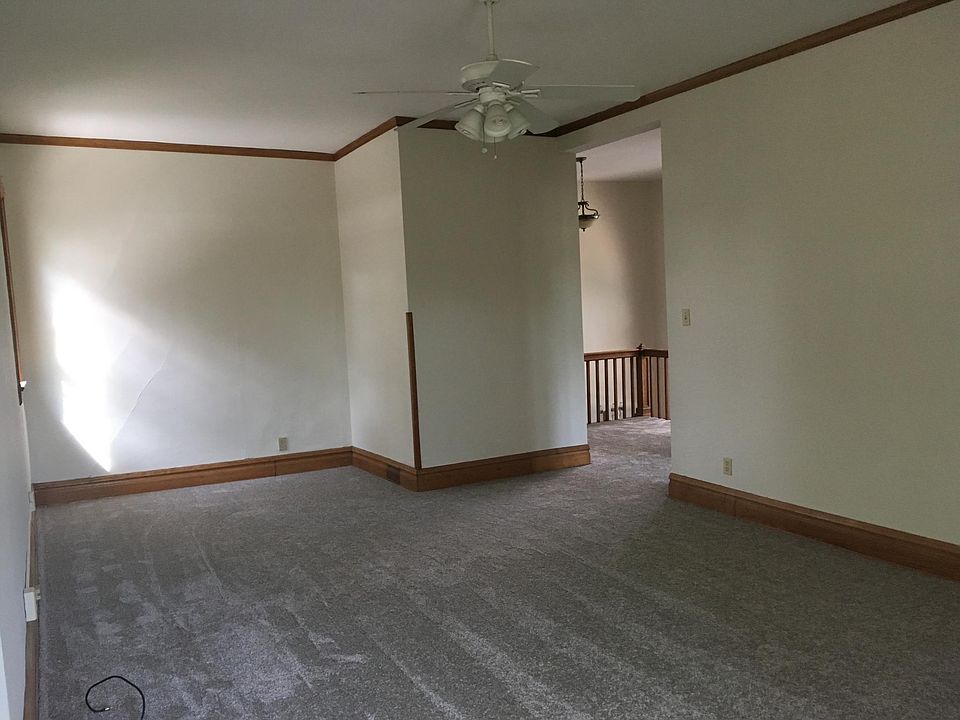 Living room, looking into hall
