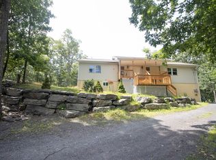 259 Mountain Top Dr, Dingmans Ferry, PA 18328