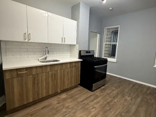 916 Olive St, Elizabeth, NJ