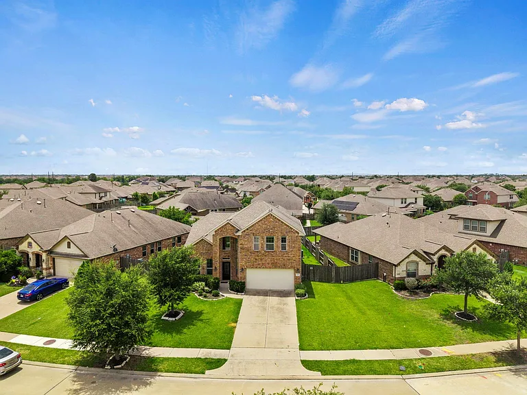 8026 Caden Mills Ln — Photo 11