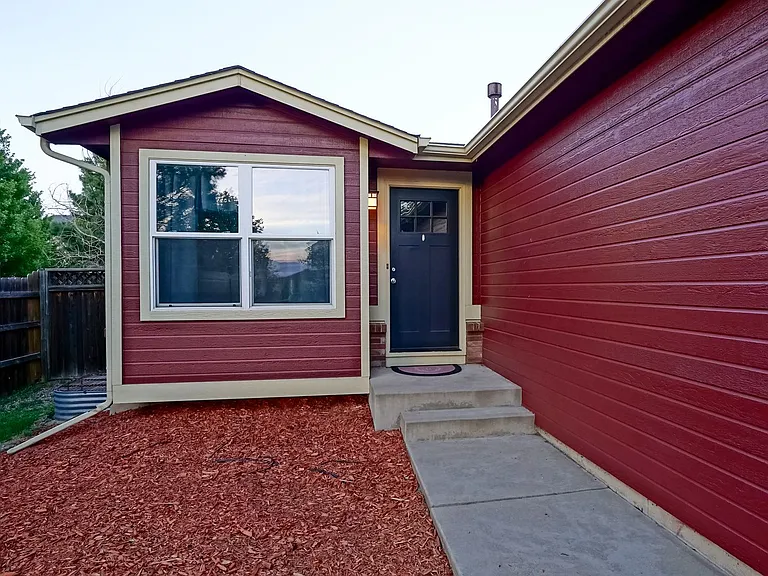 5038 Chariot Dr — Photo 4